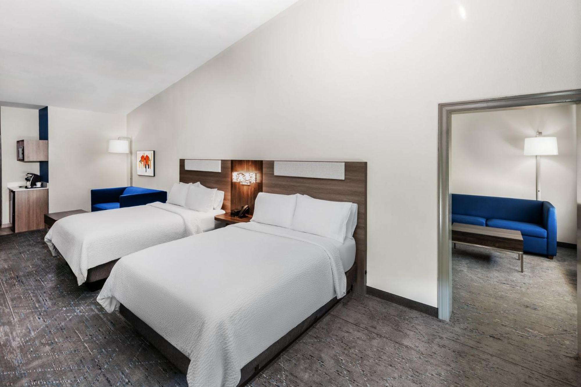 Holiday Inn Express Hotel & Suites Henderson - Traffic Star By Ihg Ngoại thất bức ảnh